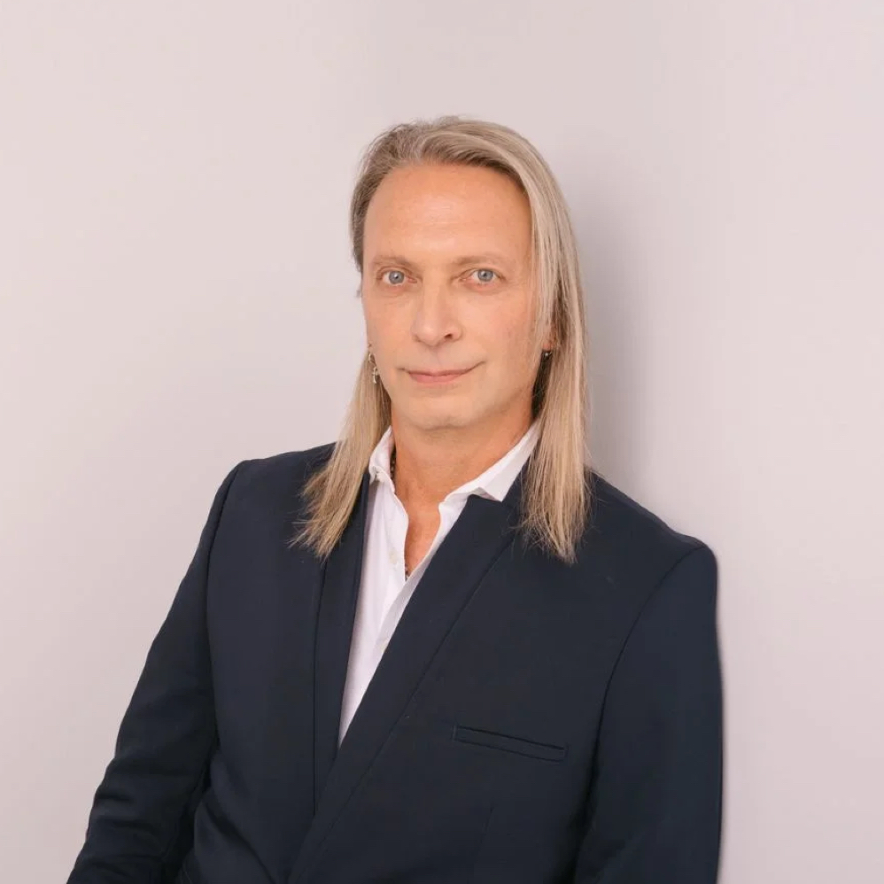 Robert DiNozzi